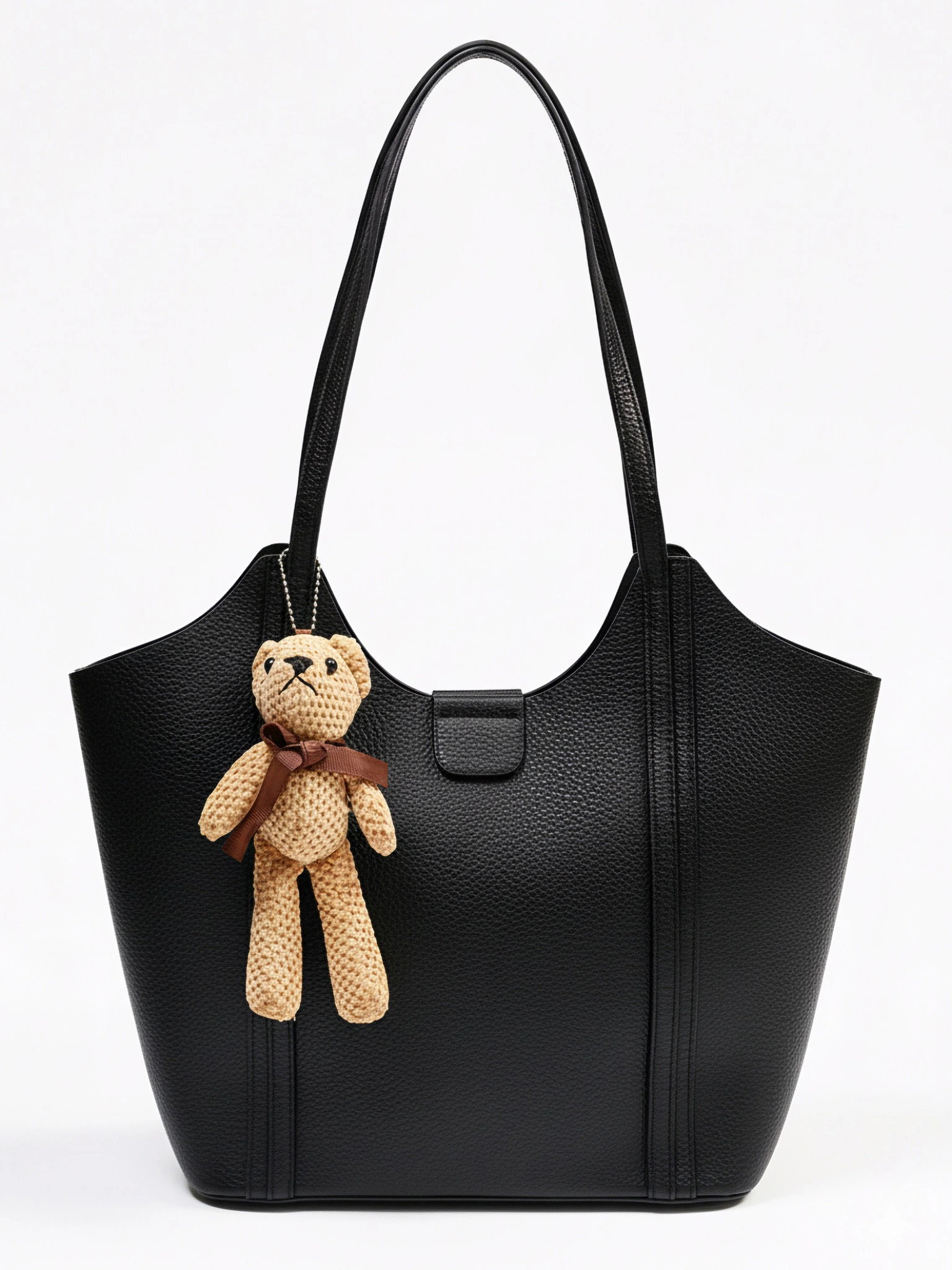 Сумка-тоут с плоскими ручками с брелком-медвежонок в ассортименте